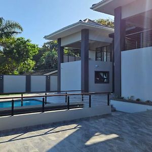 Casa De Luxe